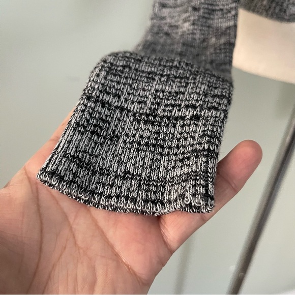 Urban Outfitters Gray collar crop top size small - Picture 4 of 6